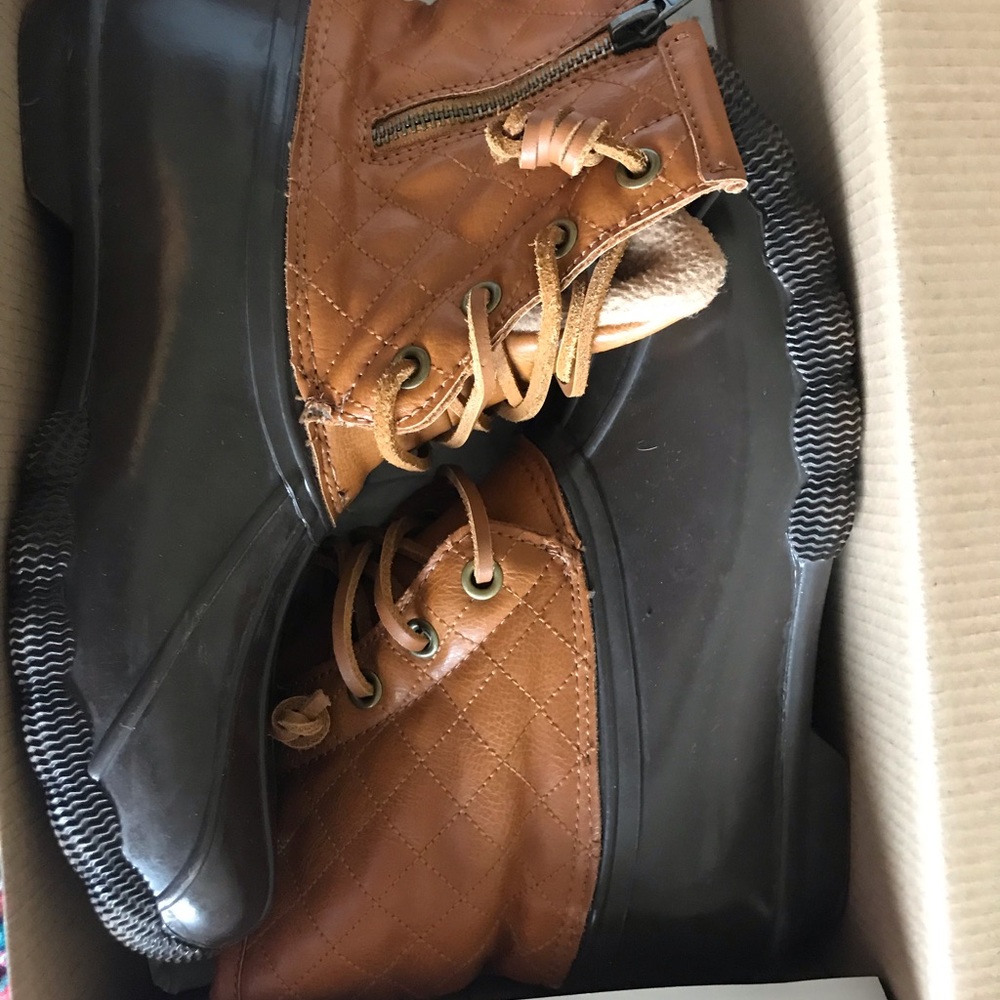 Steve Madden boots